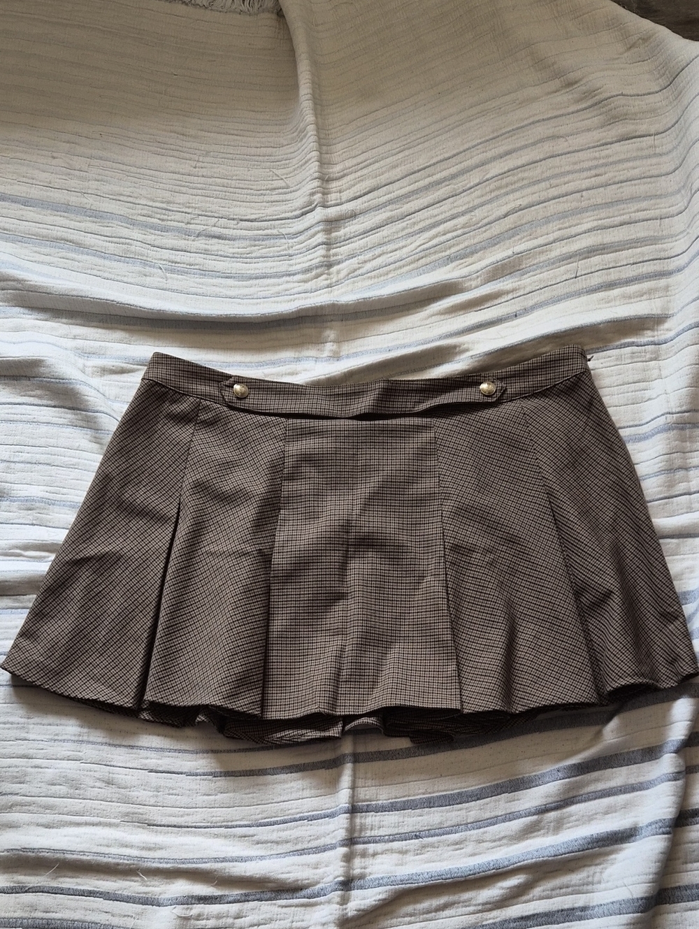 NWOT H&M pleated A-line mini skirt XL dark academia gremlincore old money
